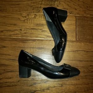 Brooks Brothers Patent Block Heel Pump w/Bow - 7.5